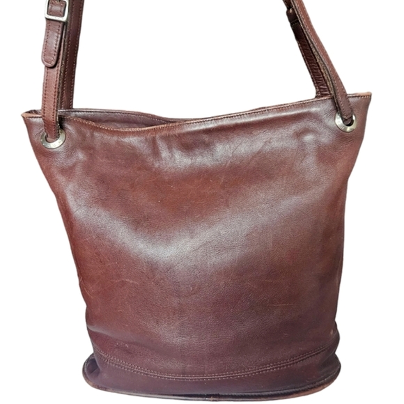 COACH | Coach Westport Leather Tote | Coach 4242 | 90s Vintage | Bucket Bag - Picture 6 of 16